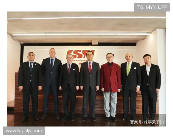 全球足球战术革新与青训体系协同发展及职业联赛影响趋势解析深度