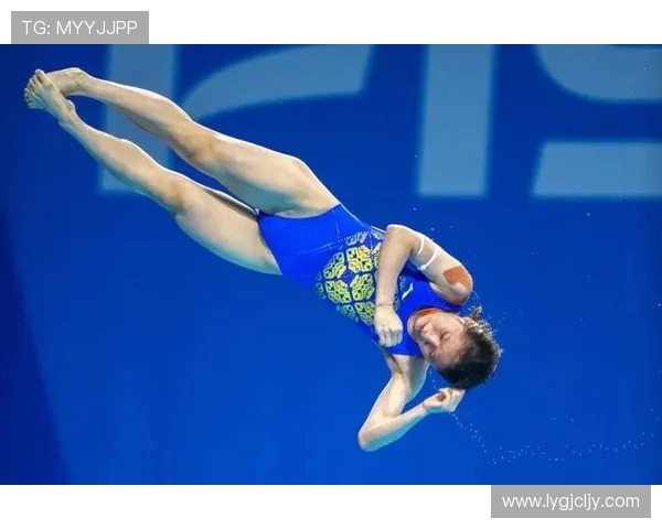 探索跳水运动技艺魅力与竞技精神及训练体系与发展趋势深度解读 探索跳水运动技艺魅力与竞技精神及训练体系与发展趋势深度解读