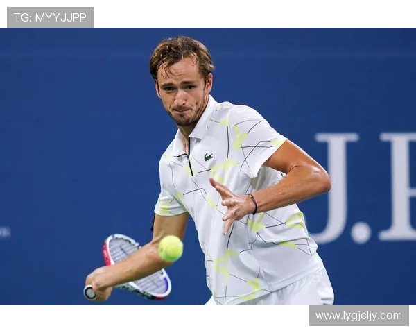 上海网球队在大满贯赛事中的节奏表现与战术分析