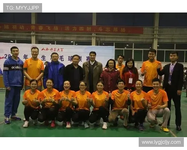 南京羽毛球队的团队协作精神与训练实践探讨