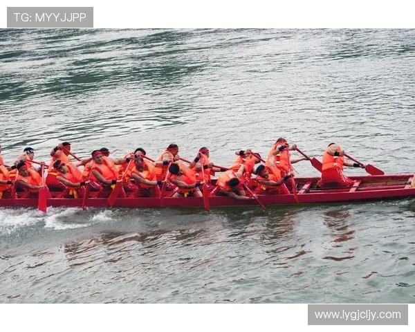 深圳网球队的拼搏之路:从默默无闻到世界锦标赛的荣耀之旅 深圳网球队的拼搏之路:从默默无闻到世界锦标赛的荣耀之旅