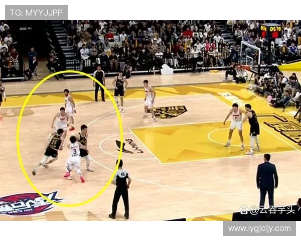 2018年CBA季后赛广东队与广厦队激战回顾与精彩瞬间分析