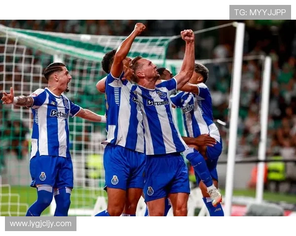 埃尔切主场迎战巴伦西双方争夺西甲宝贵积分之战